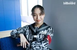 ATARASHII GAKKO!, Billboard Japan