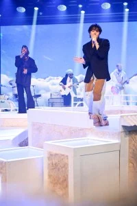 THE TONIGHT SHOW STARRING JIMMY FALLON -- Episode 2105 -- Pictured: (l-r) on Monday, March 10, 2025 -- (Photo by: Todd Owyoung/NBC)