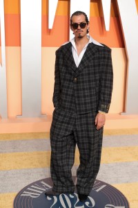 Omar Apollo at the 2025 Vanity Fair Oscar Party Hosted By Radhika Jones held at Wallis Annenberg Center for the Performing Arts on March 02, 2025 in Beverly Hills, California.