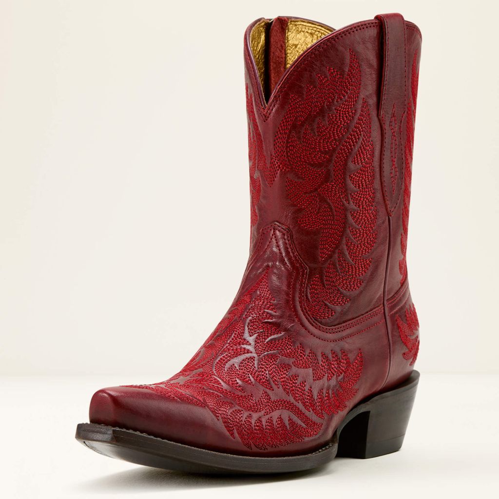 5 Festival-Ready Cowboy Boots from Ariat to Wear at Stagecoach