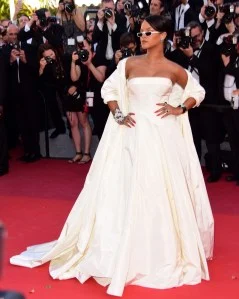 CANNES, FRANCE - MAY 19: Rihanna  attending  the Premiere of OKJA at Cannes film Festival on May 19, 2017 in Cannes, France.  PHOTOGRAPH BY Peter / Barcroft Images  London-T:+44 207 033 1031 E:hello@barcroftmedia.com - New York-T:+1 212 796 2458 E:hello@b