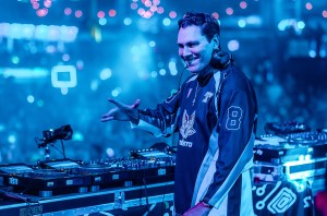 Tïesto performs at EDC Las Vegas 2025 at the Las Vegas Motor Speedway on May 17, 2025 in Las Vegas.