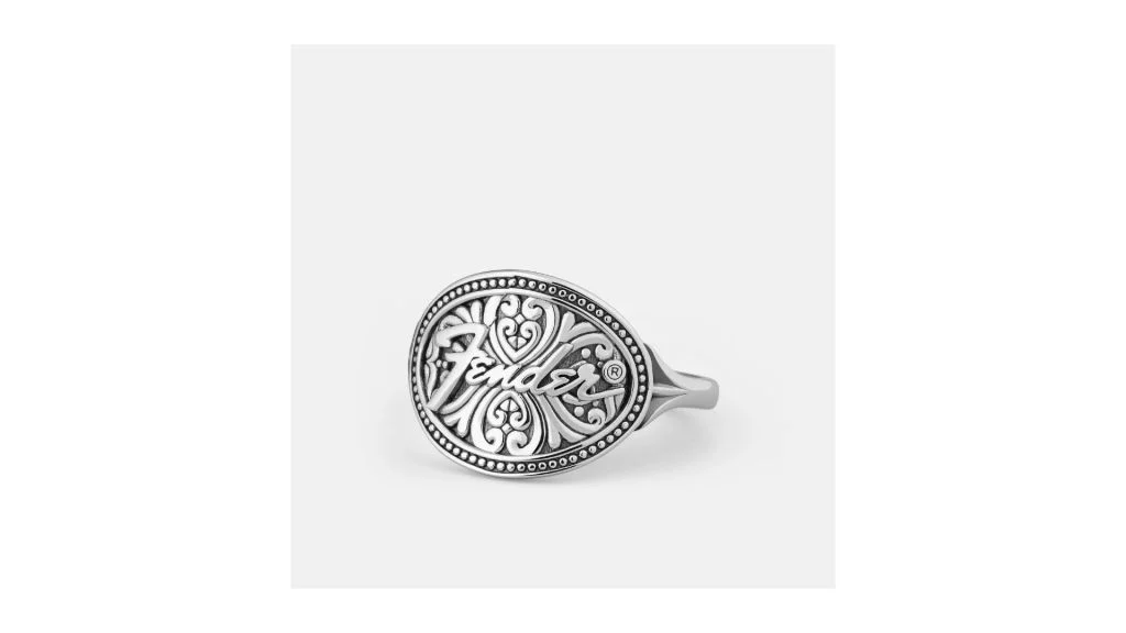 How to Clocks + Colours x Fender online