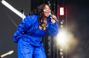 Jazmine Sullivan