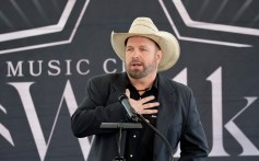 Garth Brooks