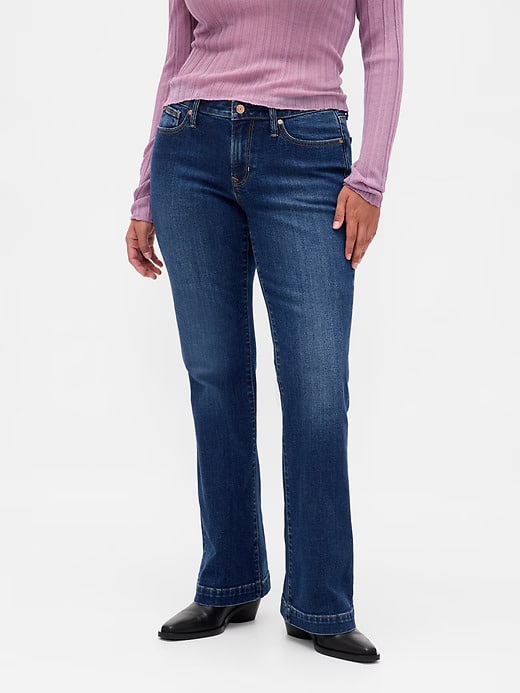 Here's Where You Can Shop KATSEYE-Approved Gap Pieces on Black Friday